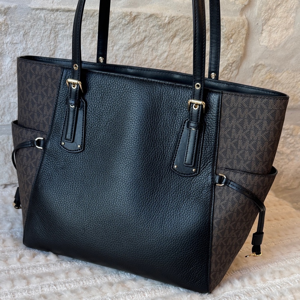 Michael Kors Black and Leopard Accent Tote - Picture 6 of 10